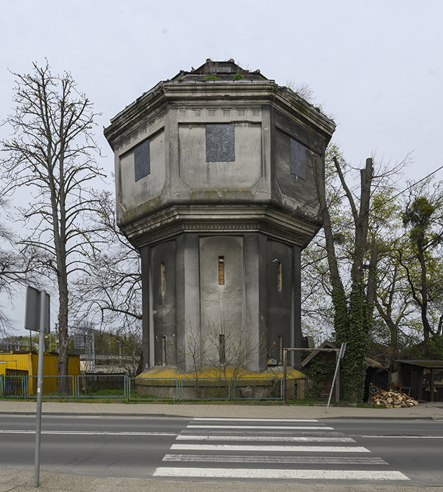 images/aktuelles/DEHIO/Malbork%20Wasserturm_ul.%20Dworcowa_3433.jpg#joomlaImage://local-images/aktuelles/DEHIO/Malbork Wasserturm_ul. Dworcowa_3433.jpg?width=630&height=700